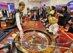 20010世界杯比分-20010世界杯比分，经典战役与意外转折